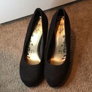 Brash Black Platform Heels